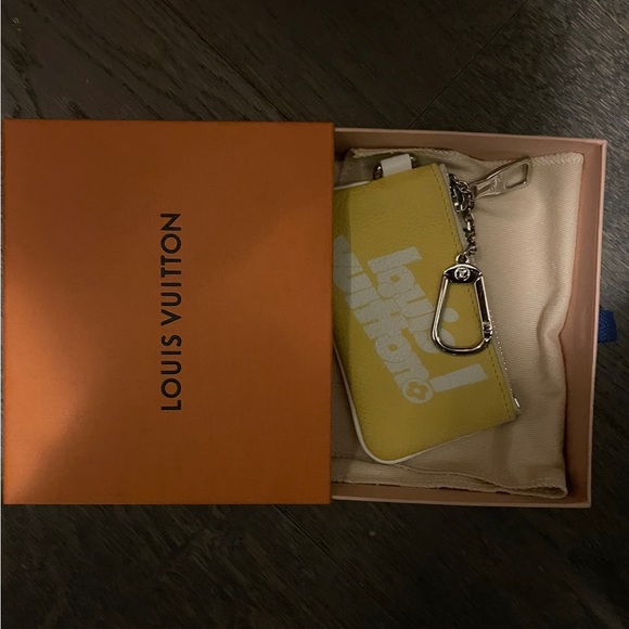Louis Vuitton Yellow Chain Wallet - Picture 2 of 2